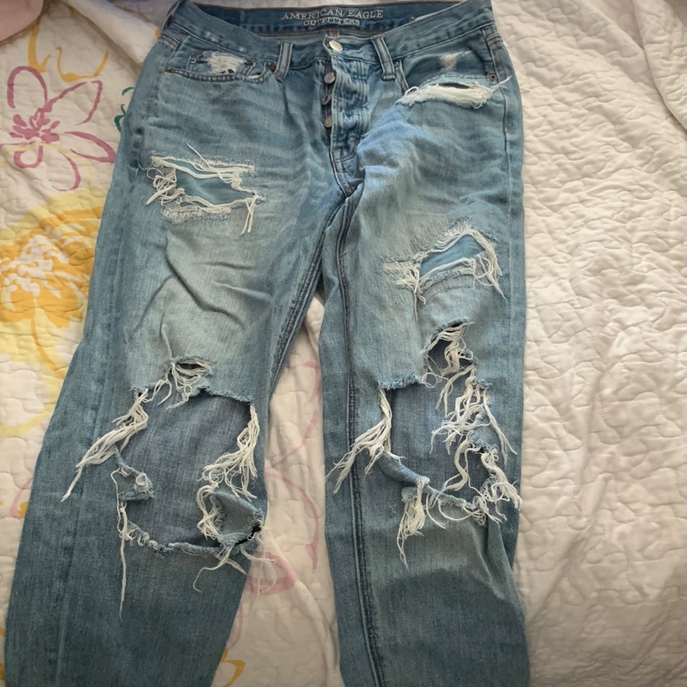 American Eagle Vintage High Rise Jeans